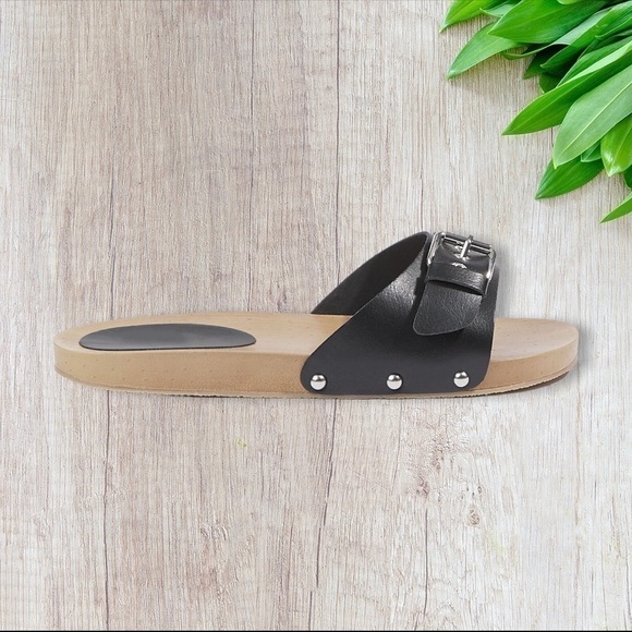 MIA Thia Sandals in Black - Picture 7 of 7